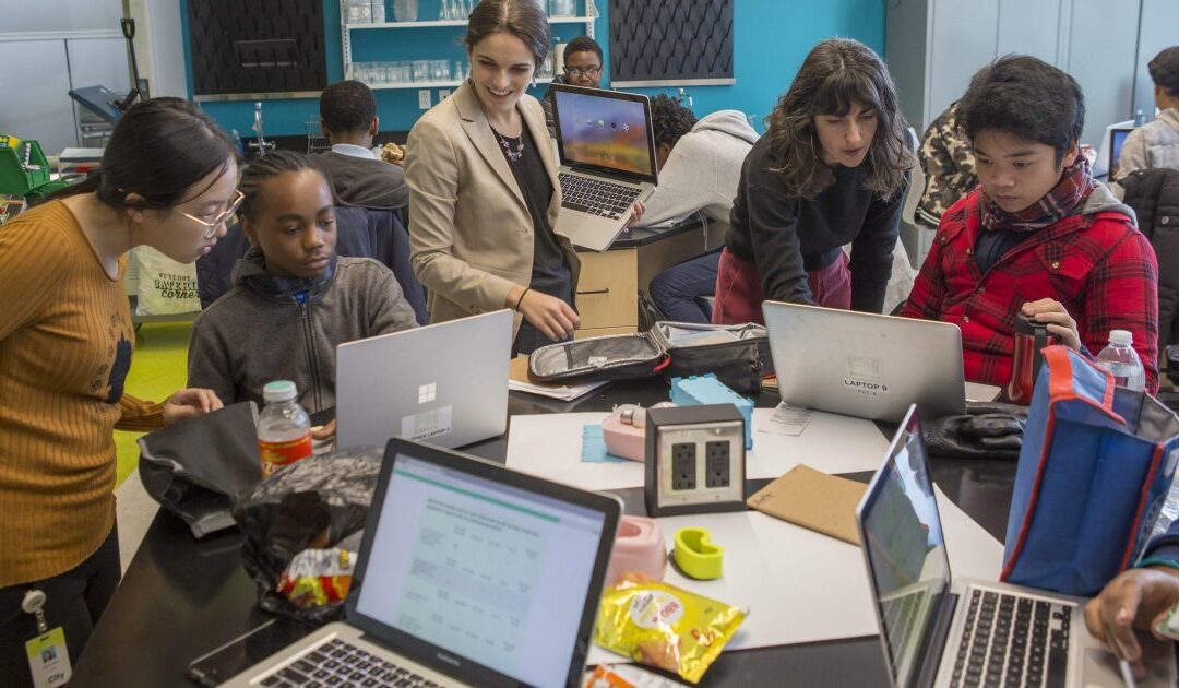 STEM-UP Network & University City Science Center Team Up to Explore the Power of Networks For Female Entrepreneurs